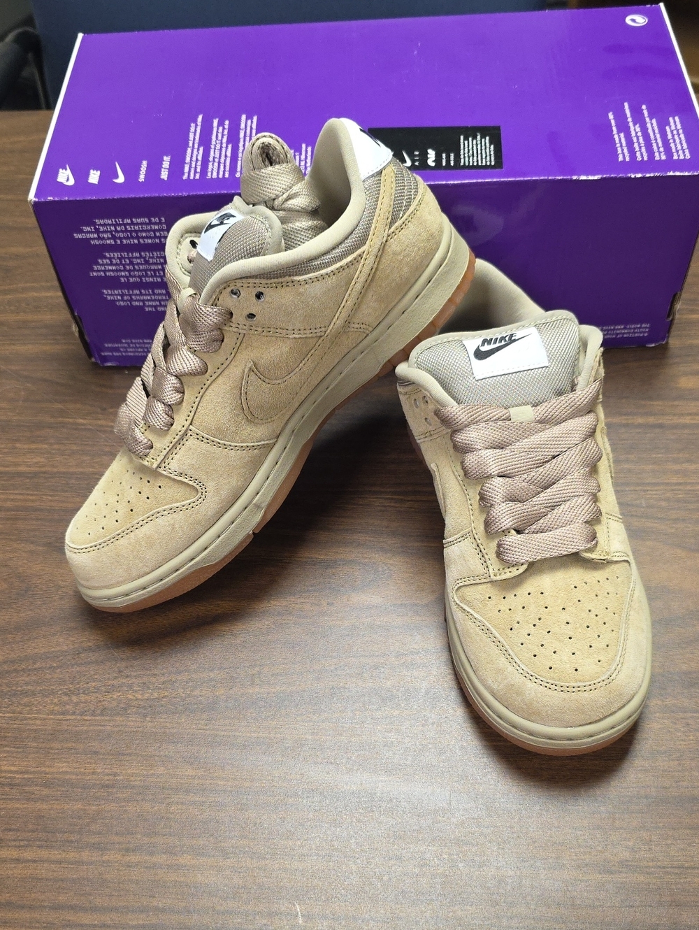 Nike SB Dunk Low Pro B 'Parachute Beige' HJ0367-200 Women's 7.5 New